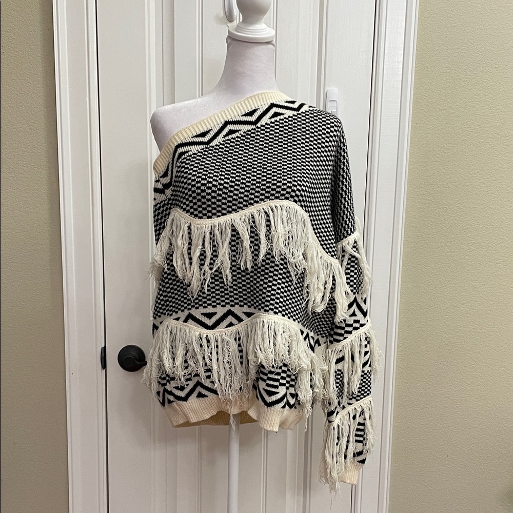 Mazik Black and Cream Off-the-Shoulder Fringe Sweater